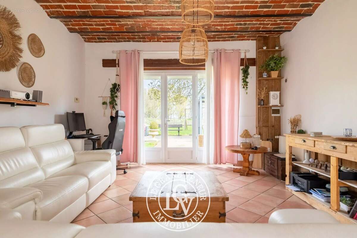 Maison à MALESHERBES