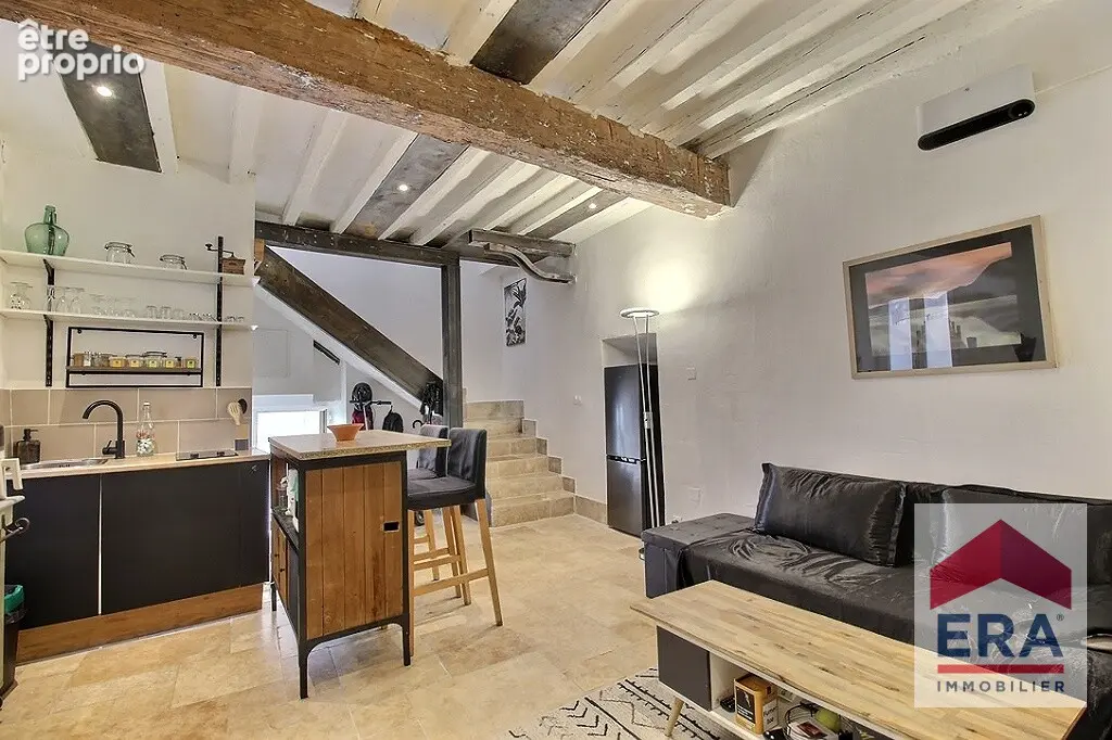 Photo Autres à Entraigues-Sur-La-Sorgue au prix de 120 000€