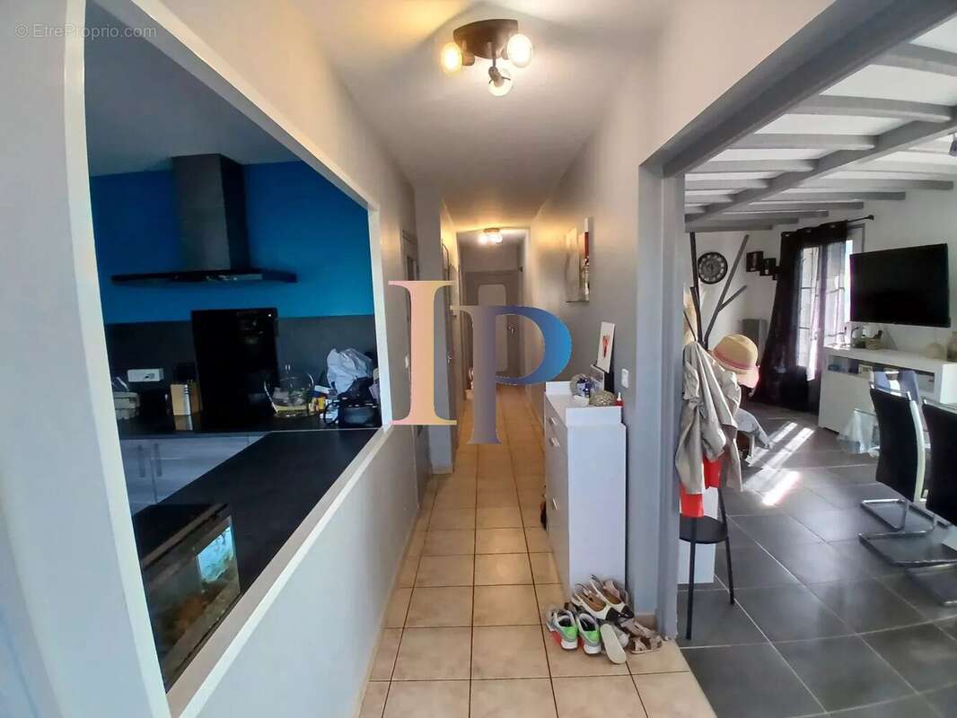 Maison 81 m² à Briennon  - photo 9