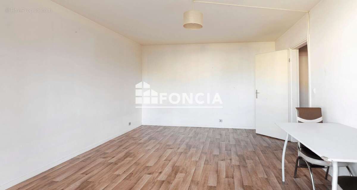 Appartement à LONGJUMEAU