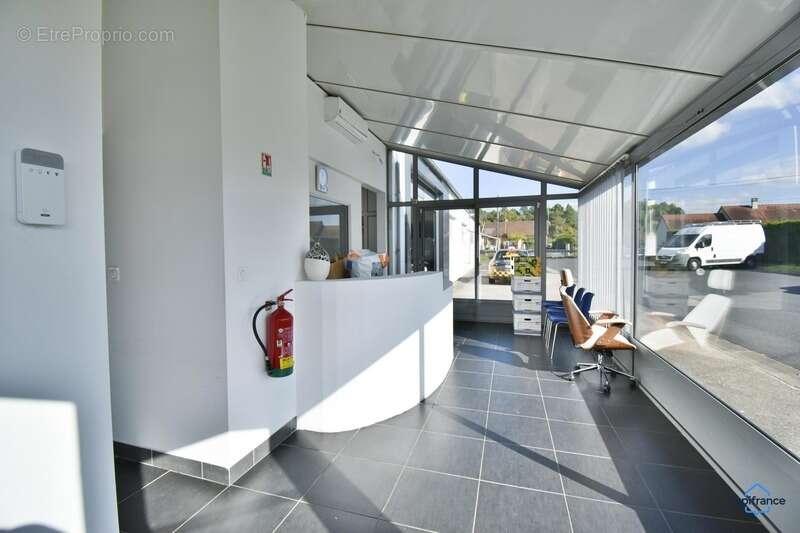 Commerce à CHATILLON-SUR-CHER