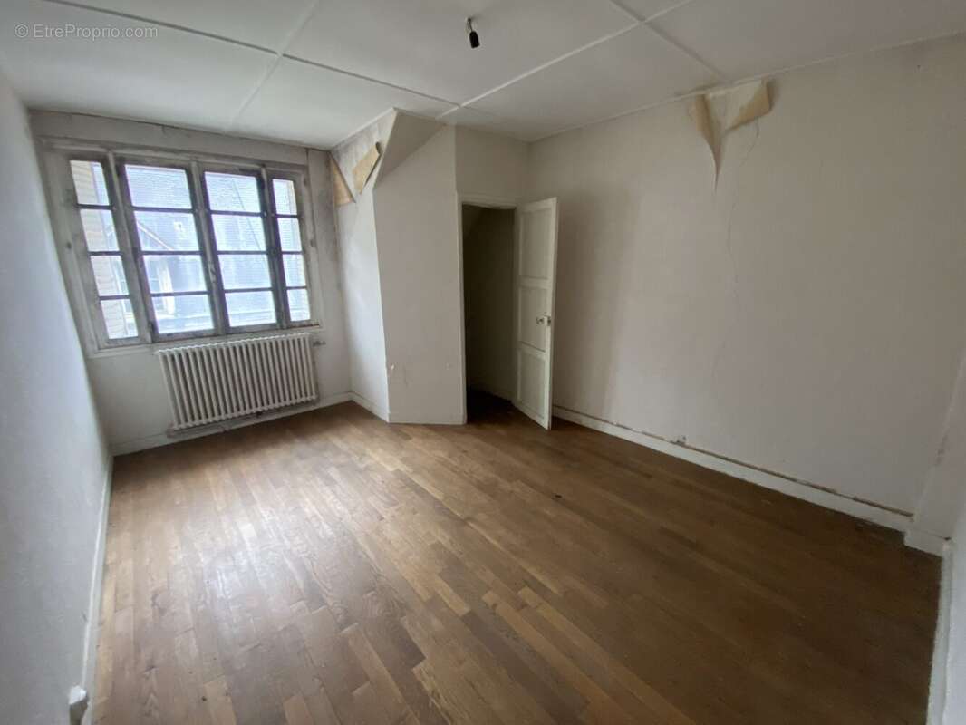 Appartement à LE CHATELET