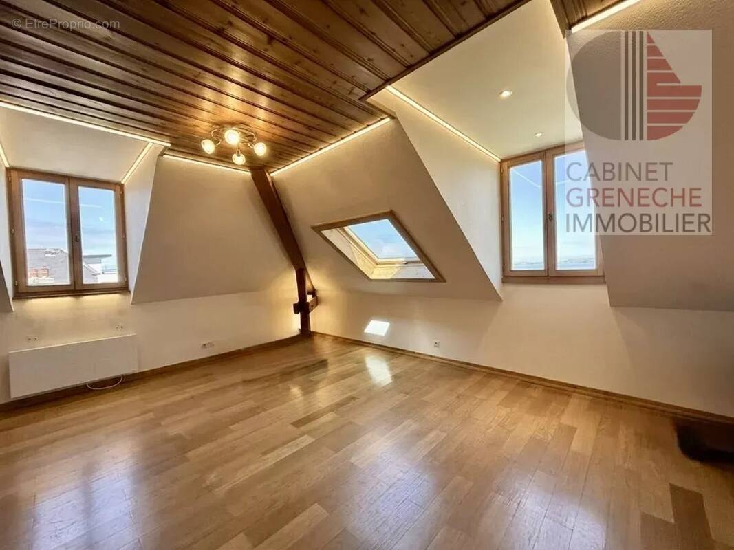 Appartement à EVIAN-LES-BAINS