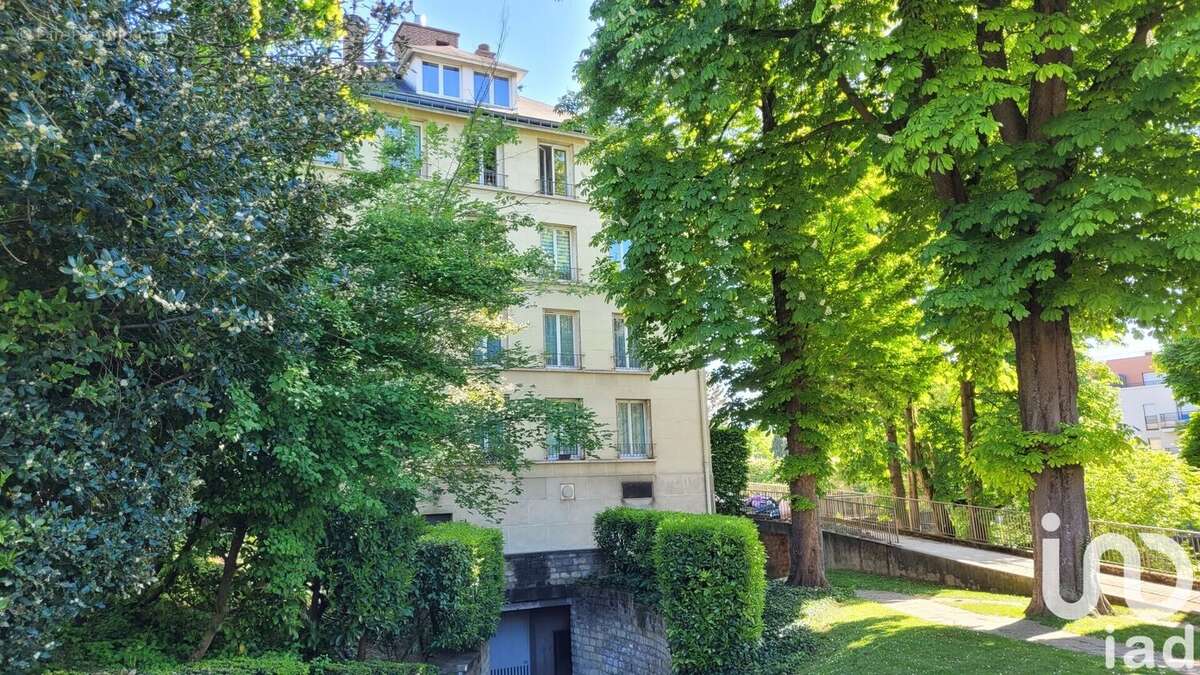 Photo 4 - Appartement à RUEIL-MALMAISON