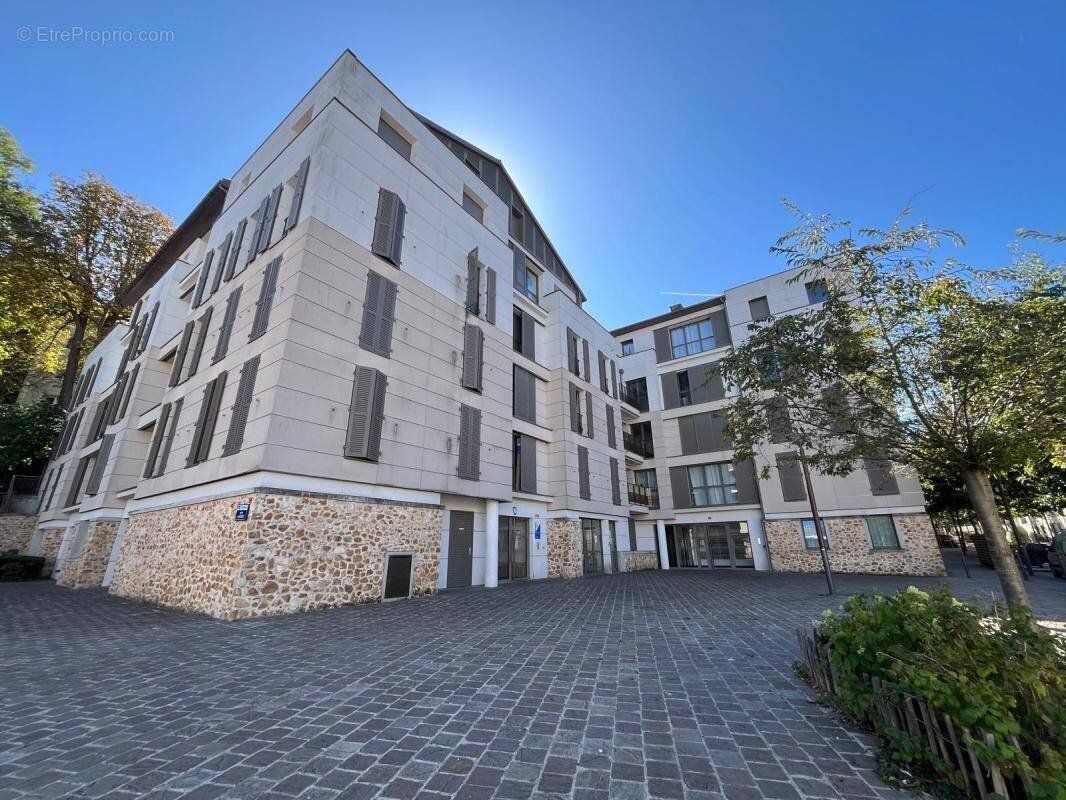 Appartement à CHAVILLE