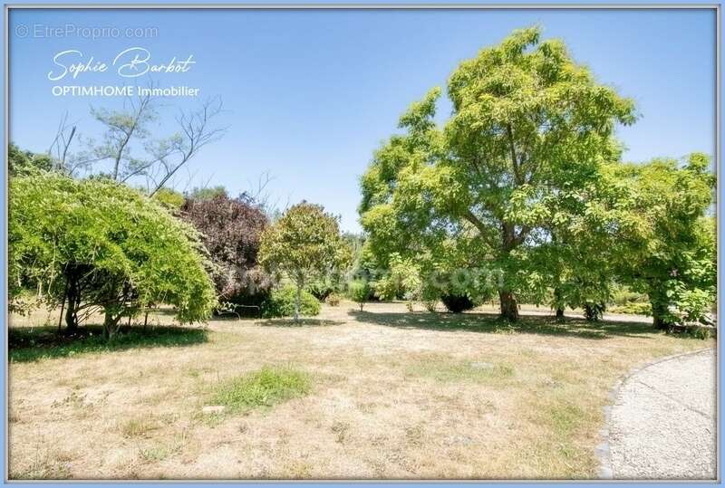Léognan – un écrin de nature à deux pas de bordeaux sur 8000 m² de terrain - photo 8