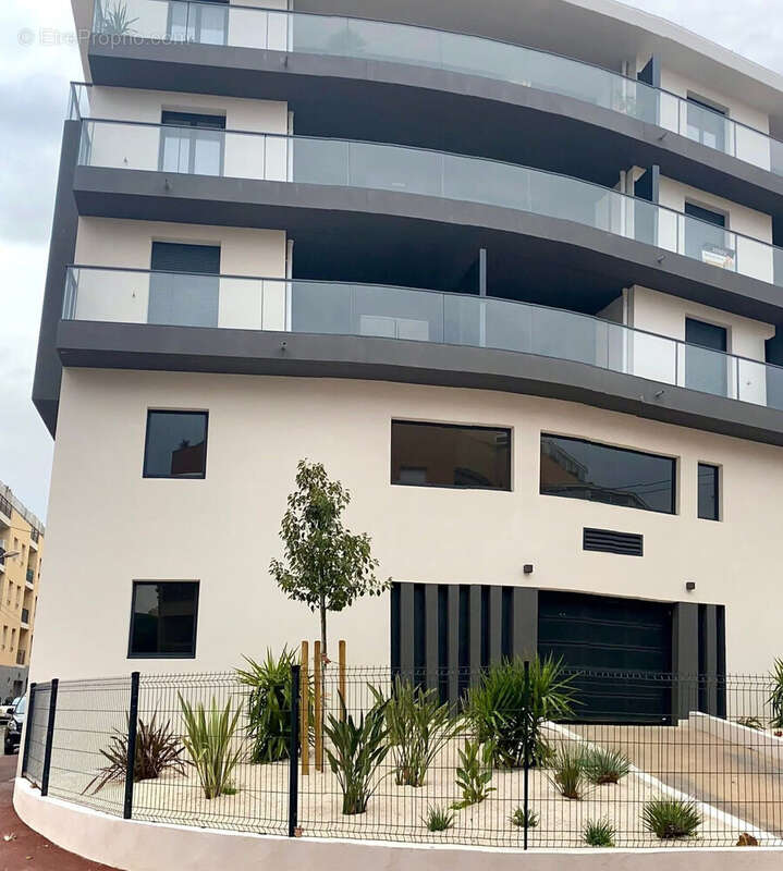 Appartement à FREJUS