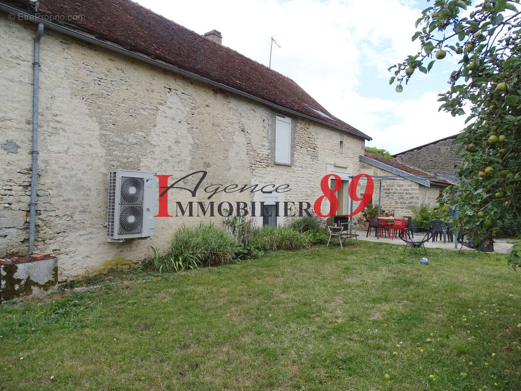 Maison à BAIGNEUX-LES-JUIFS