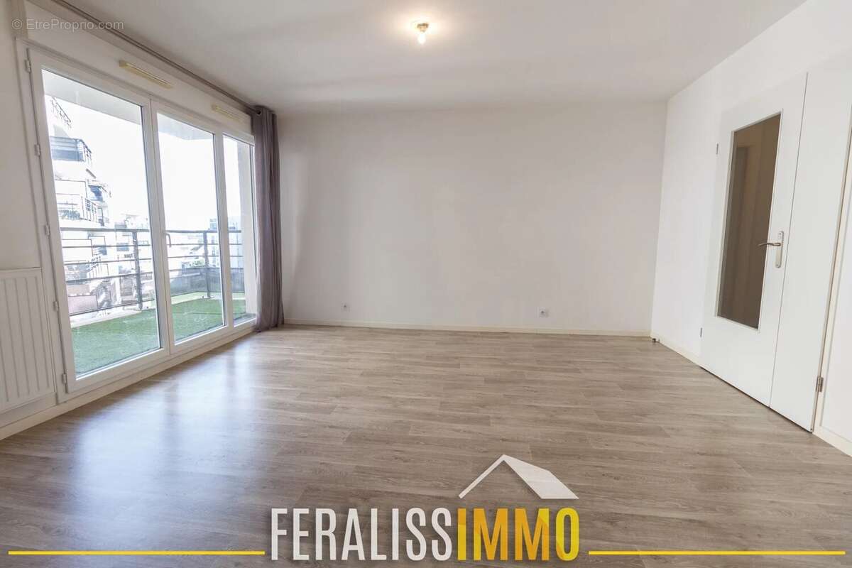 Appartement à ERAGNY