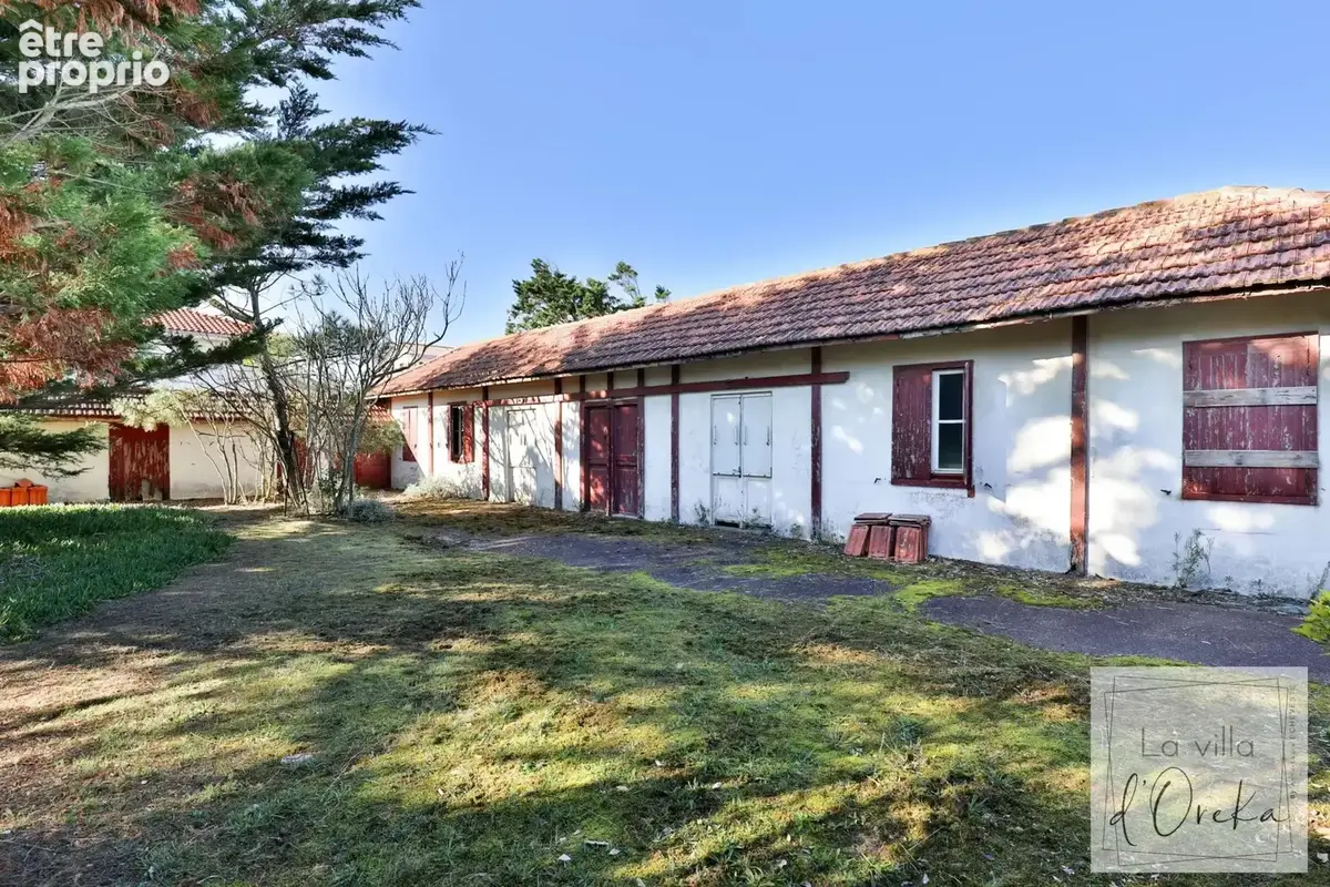 Remarquable Villa de 150m2 avec dépendance à 5mn de l'océan - photo 14