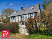 Maison à LA FERRIERE-SUR-RISLE