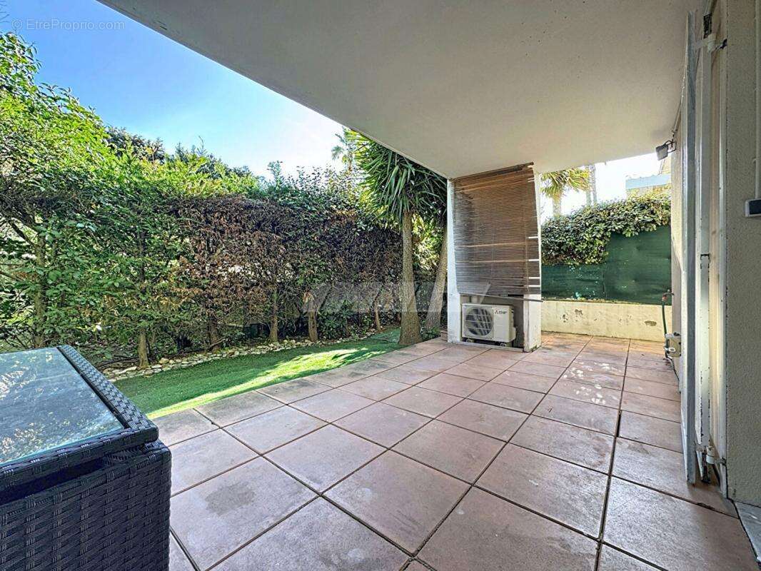 Appartement à MARSEILLE-9E