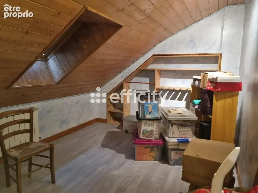Maison 144 m² à Les Bessons  - photo 18
