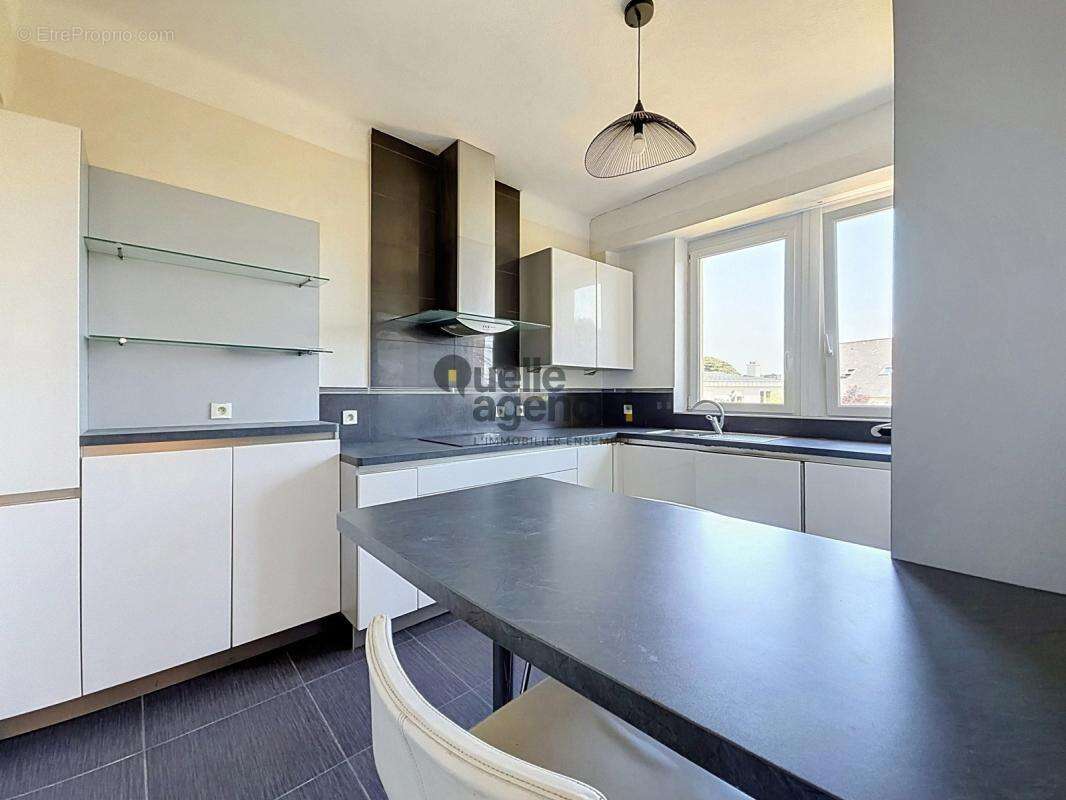 Appartement de caractère de 117 m² avec jardin privatif, garage/box et cave – Quartier Saint-Marc - photo 6