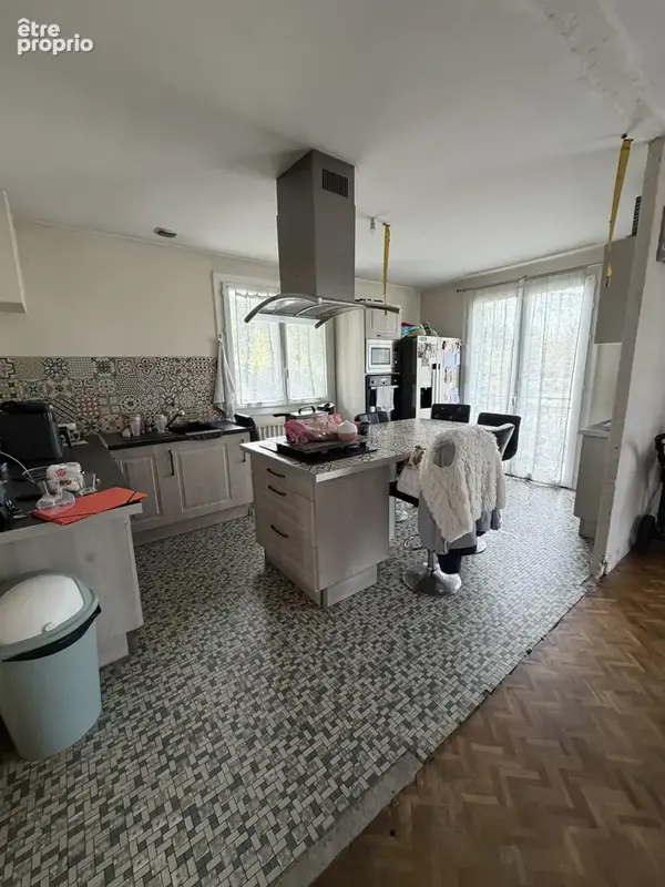 Maison 4 chambres avec terrain 2240 m2 ! - photo 10