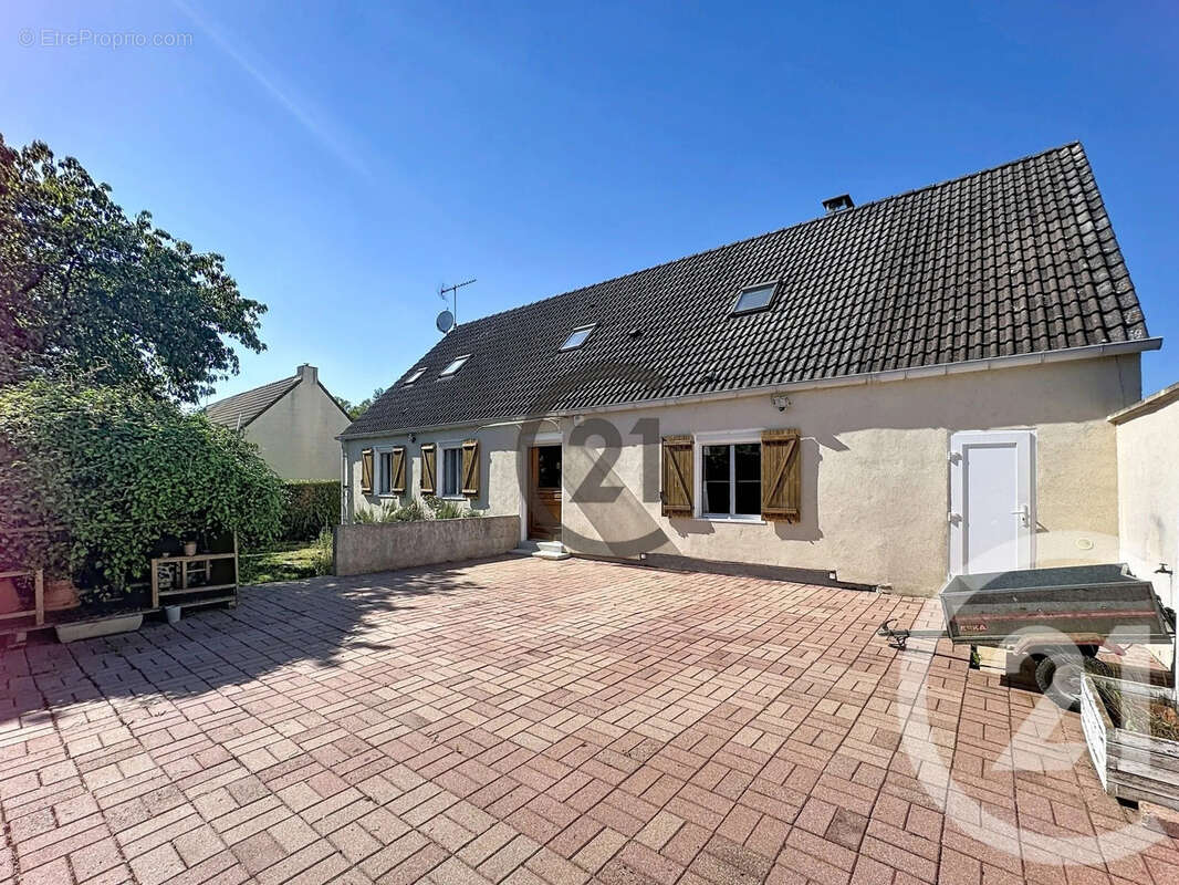 Maison à SAINT-AGNAN