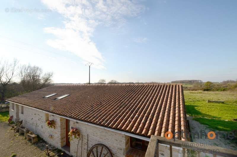 Maison à MAUPREVOIR