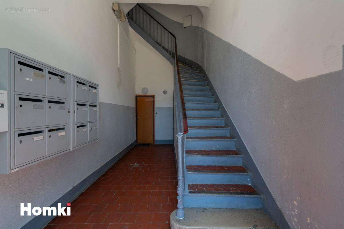 Appartement T5 de 105 m2 à Marseille 13002, Rue Chevalier Paul - photo 19