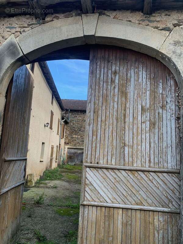 Maison à AMBIALET