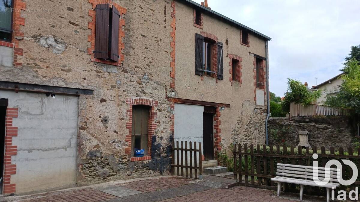 Photo 1 - Appartement à CHEMILLE