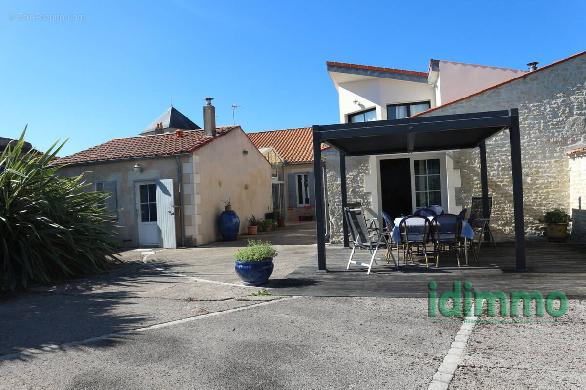 Maison à LA ROCHELLE