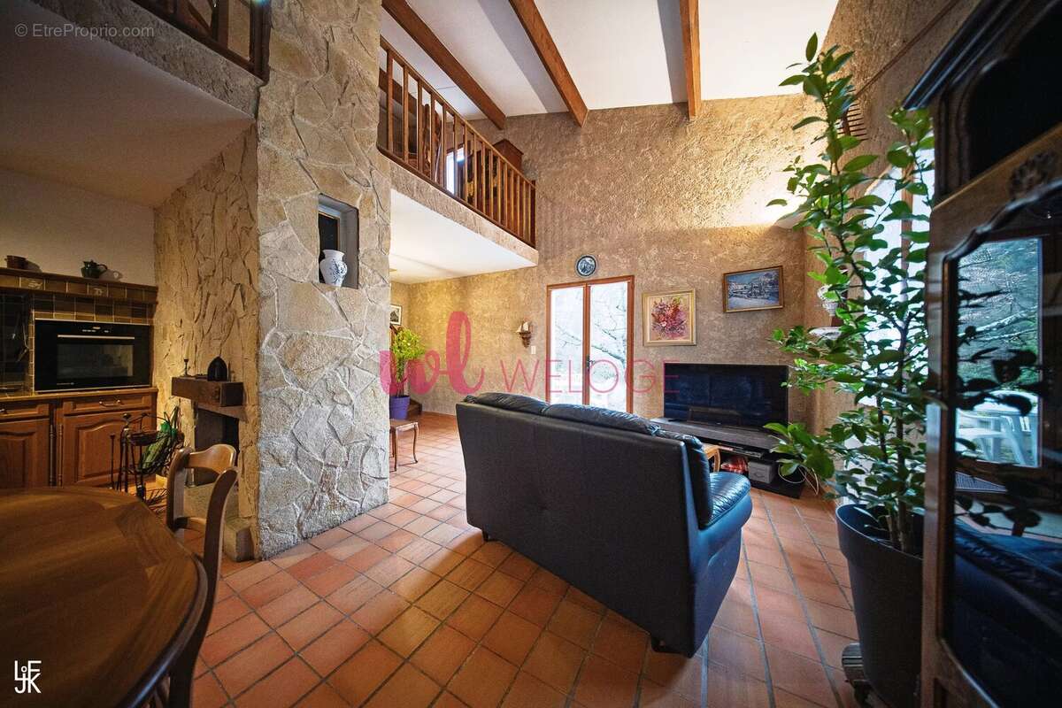 Maison à ROUMOULES