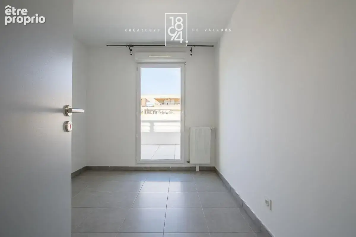 Appartement T3 à vendre Marseille 5ème (13005) I 54 m2 I Terrasse de 46 m2 I SAINT-PIERRE - photo 12