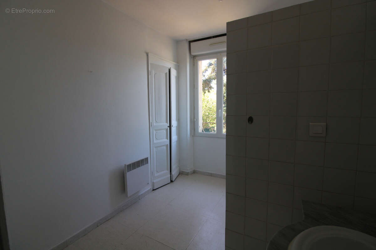 Appartement à SAINT-PAUL-LE-JEUNE