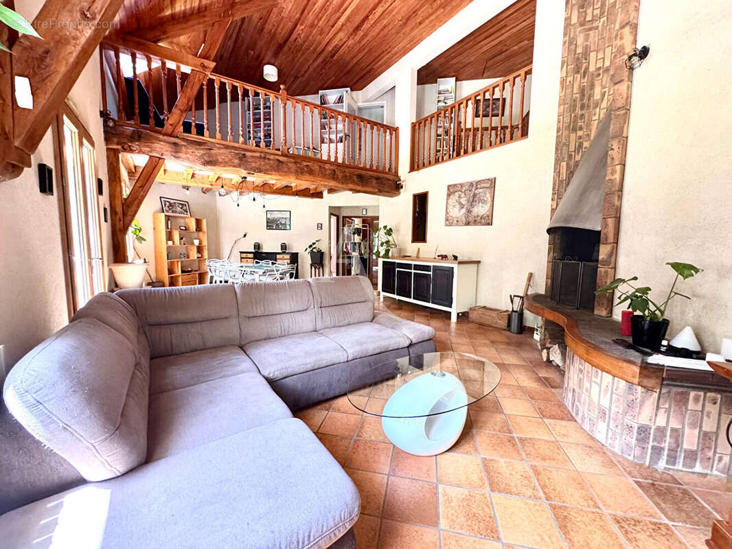 Maison à BRETTE-LES-PINS