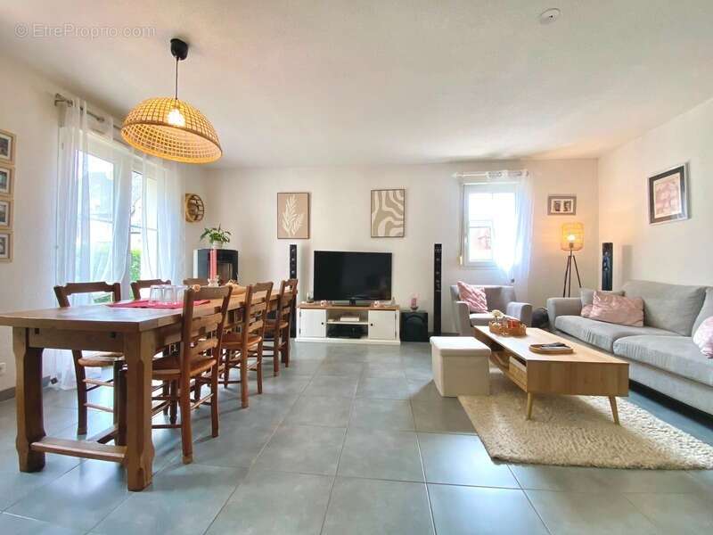 Maison familiale – 113 m² – 4 chambres – jardin – garage – glos (14100) - photo 4
