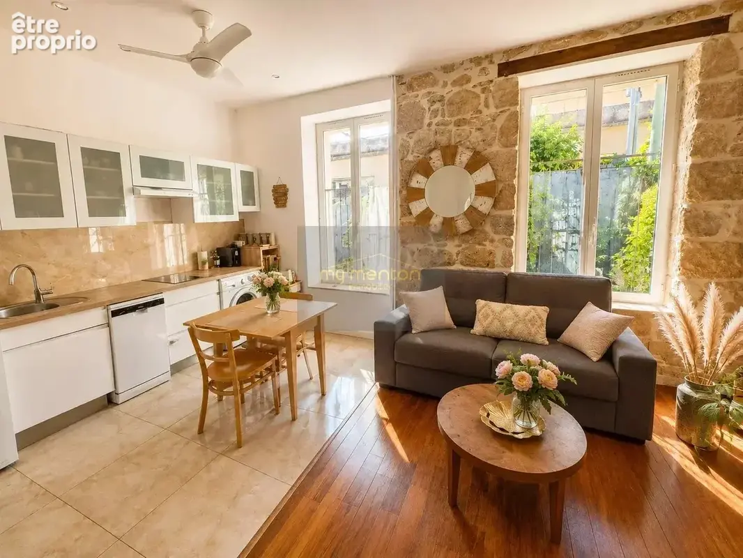 Appartement à ROQUEBRUNE-CAP-MARTIN