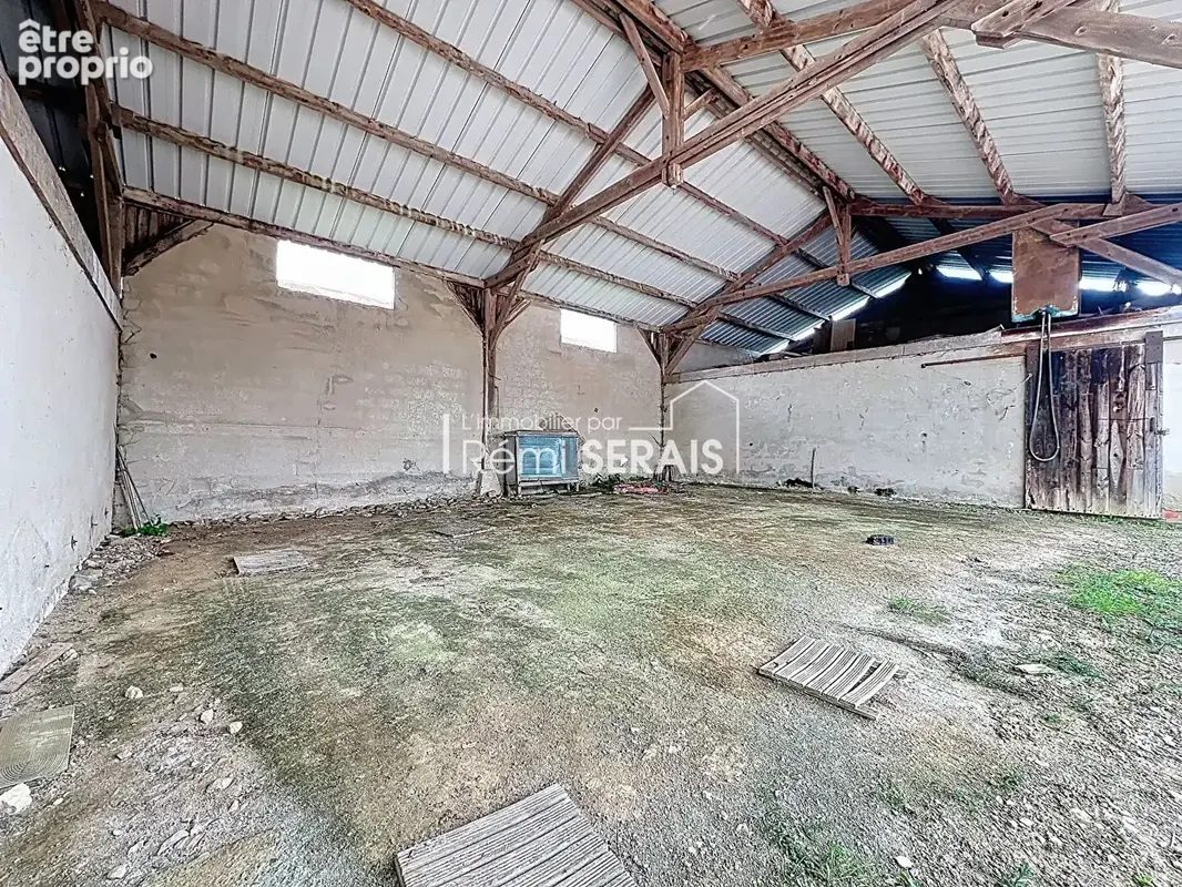 Corps de ferme à rénover avec plus de 4 hectares - photo 13