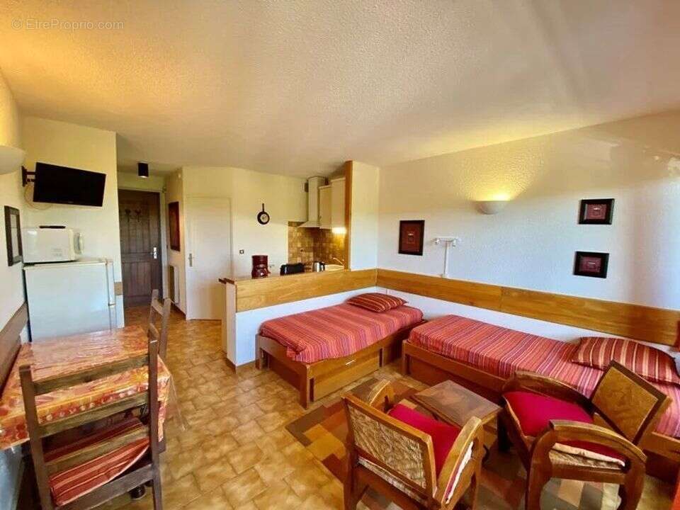 Appartement à GREOUX-LES-BAINS