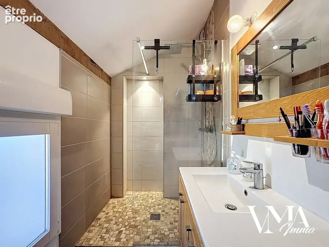 Maison de 105m2 profitant d'un jardin de 290m2 / 3 chambres - photo 10