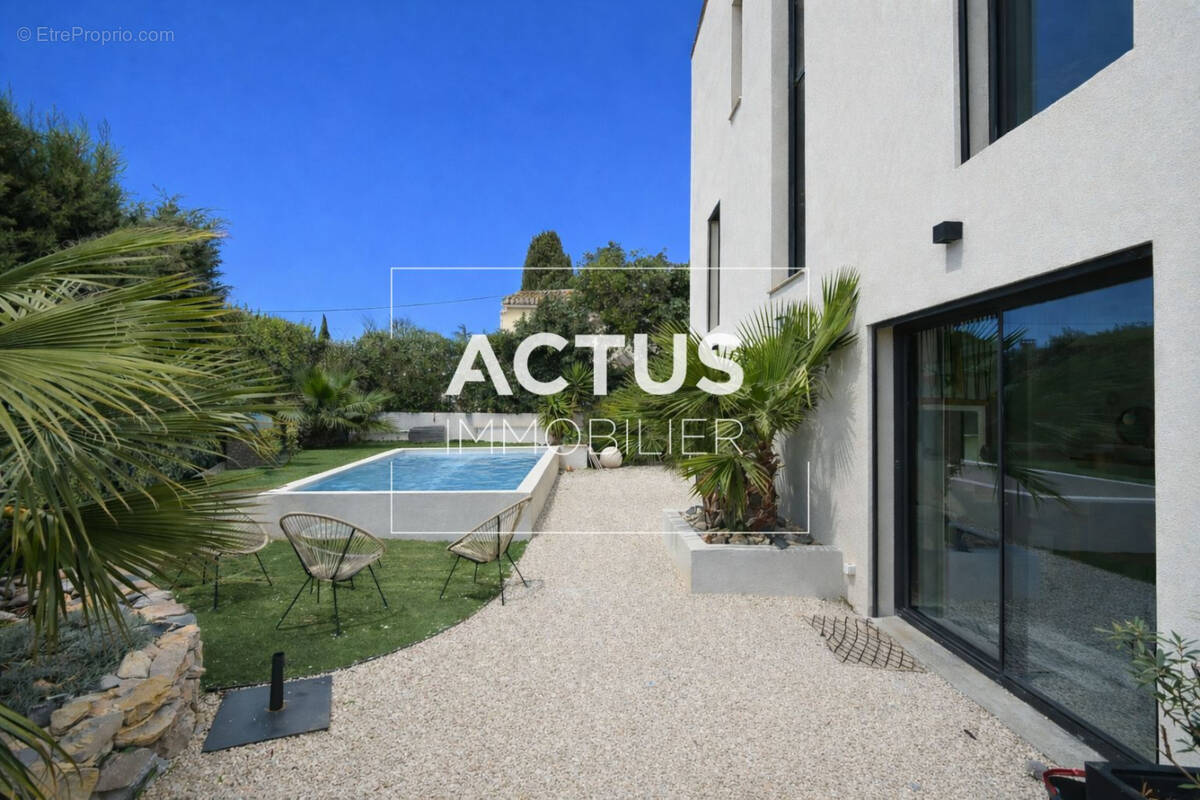 Maison à SALON-DE-PROVENCE