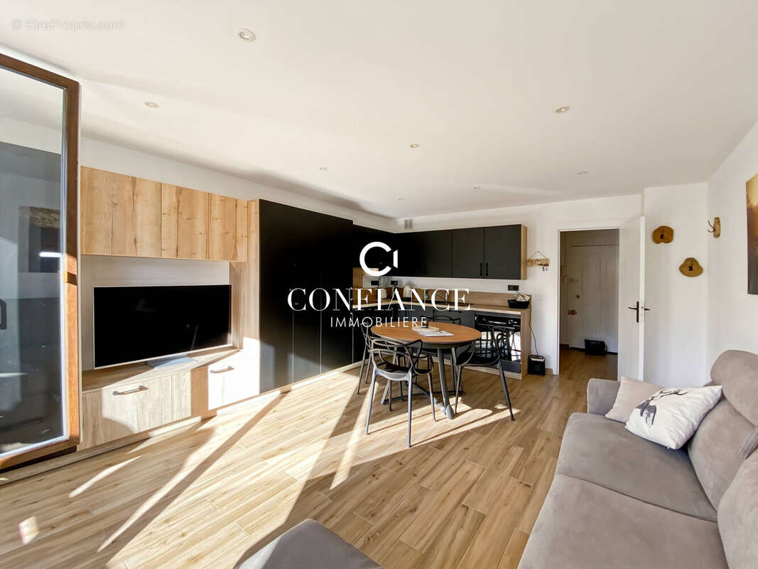 Appartement à SAINT-ETIENNE-DE-TINEE