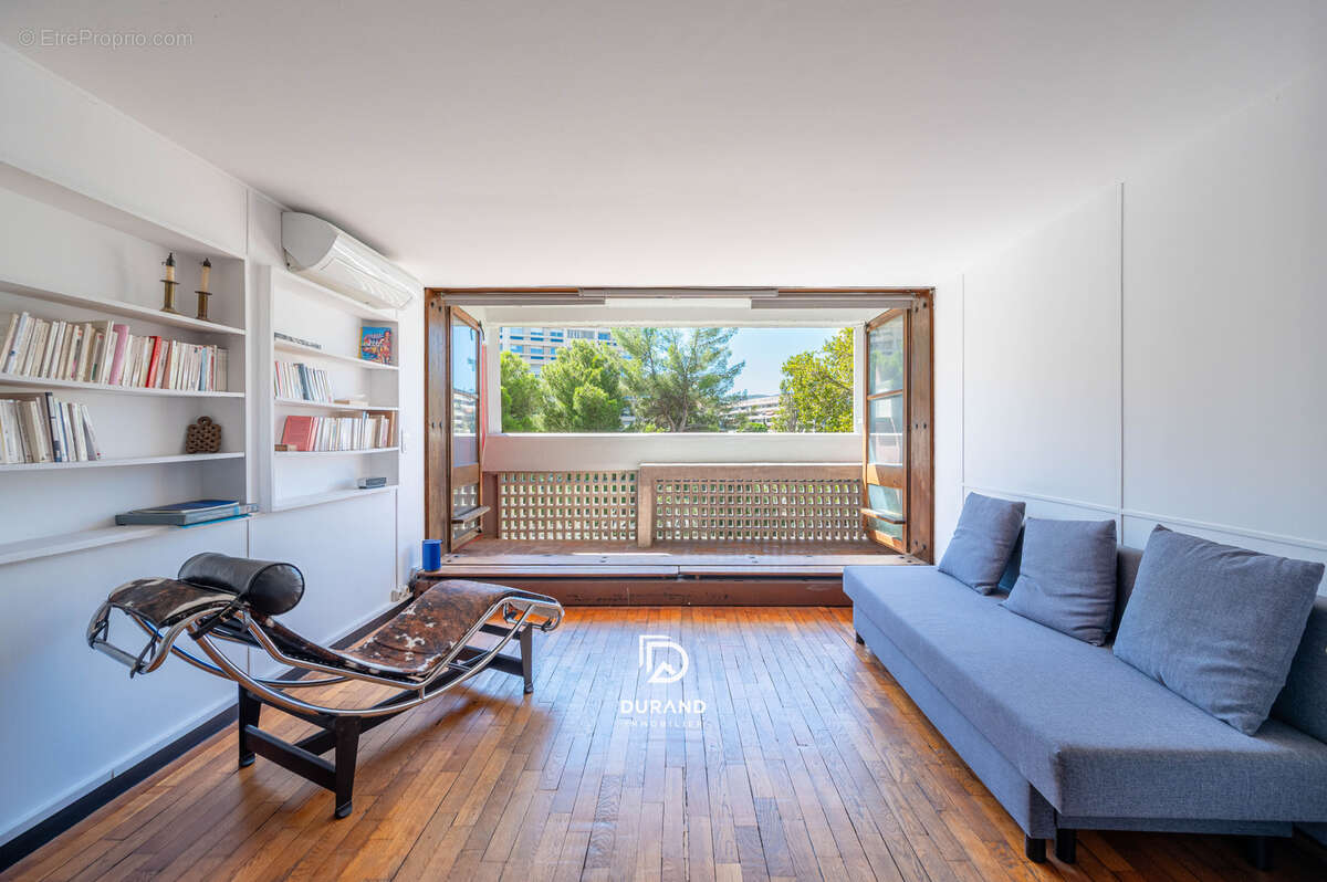 Appartement à MARSEILLE-8E