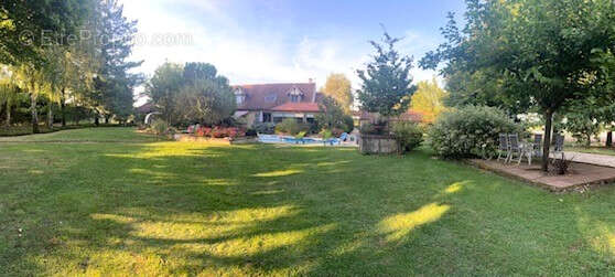 Propriété avec piscine à 2 pas de la Loire sur un parc arboré de 8900 m² à Germigny Des Prés - photo 14