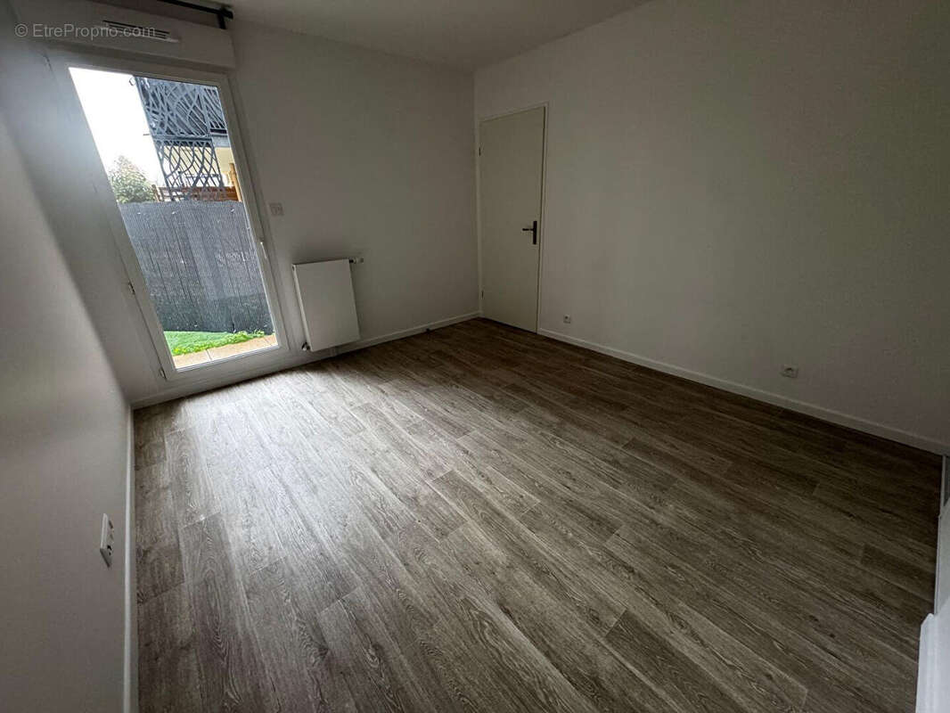 Appartement à SAINT-FARGEAU-PONTHIERRY