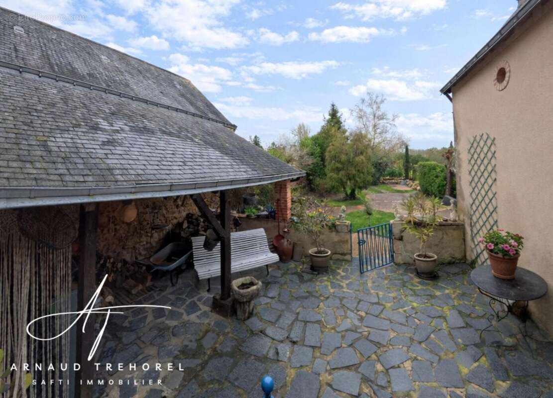 Photo 2 - Maison à MONTIGNE-LES-RAIRIES