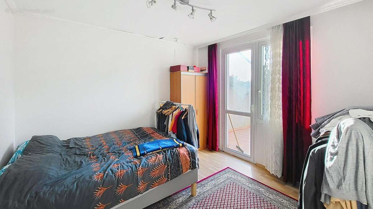 Photo 4 - Maison à THIAIS