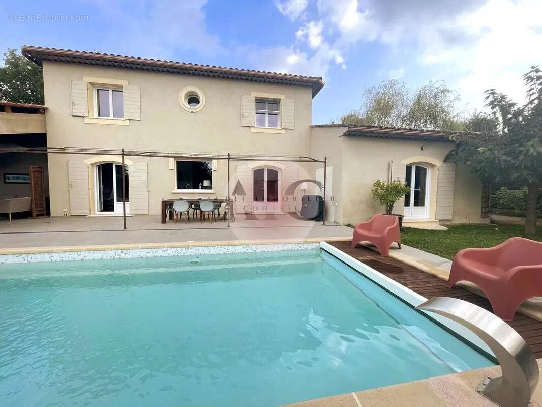 Maison à MONTAUROUX