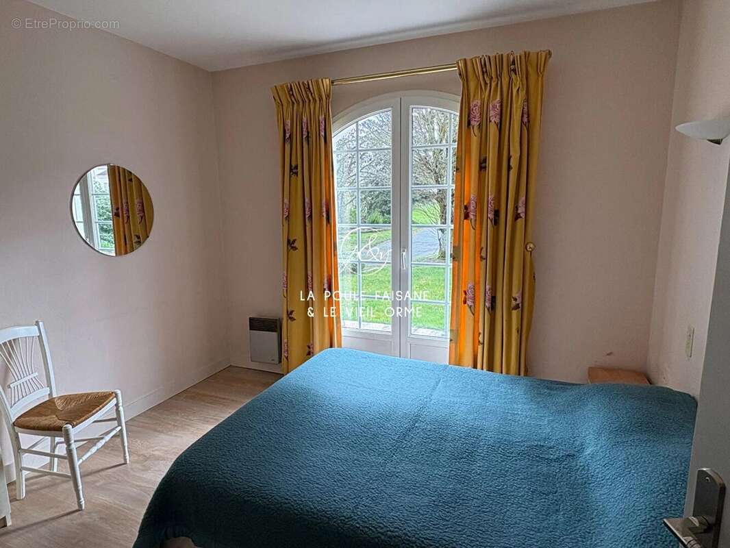 Maison à POIGNY-LA-FORET