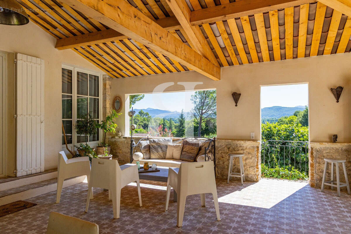 Maison à VAISON-LA-ROMAINE