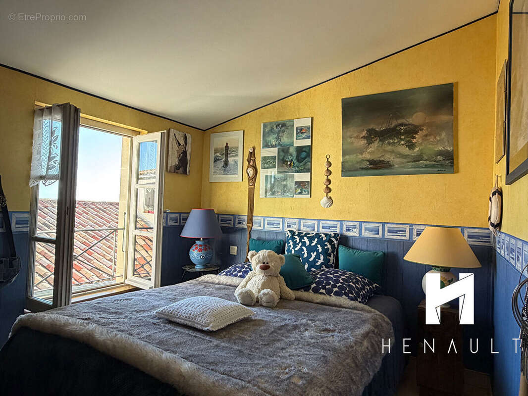 Appartement à LA FLOTTE