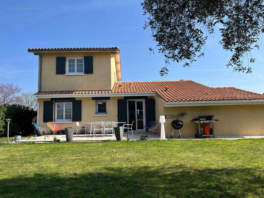 Maison à SAINT-LOUBES