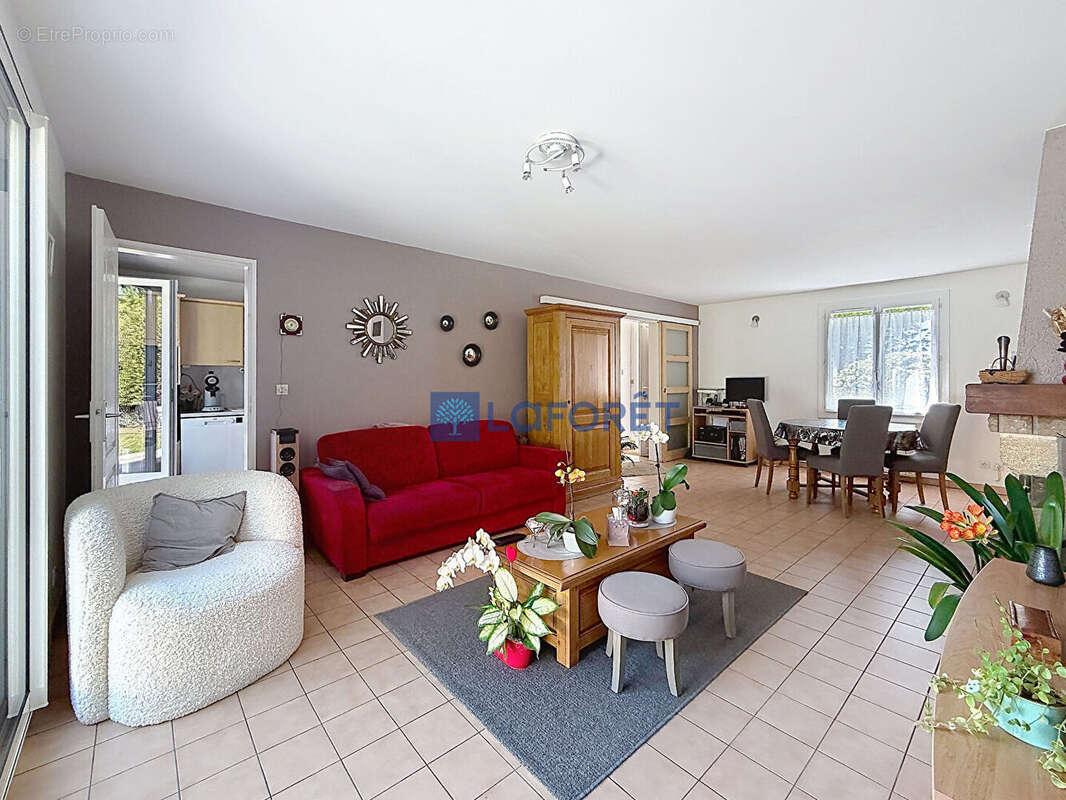 Maison à SAINT-GERMAIN-LES-CORBEIL