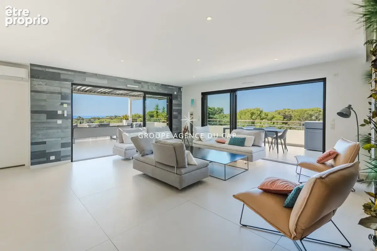 Appartement villa toit 5 pieces vue mer panoramique terrasse solarium  jaccuzzi piscine garage plage et commerces a pied a saint - photo 5