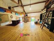 Maison à COULOMMIERS