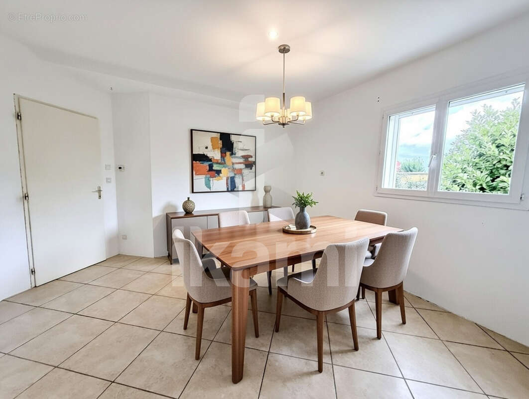 Maison à SAINT-RAMBERT-D'ALBON